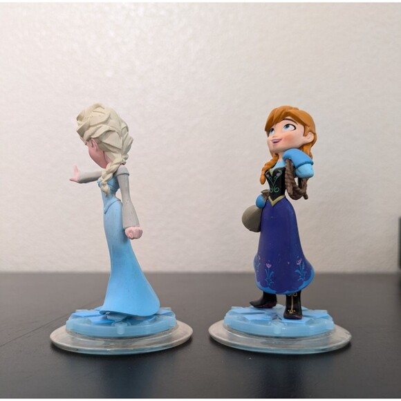 Disney Infinity 1.0 Frozen Character Figures Elsa and Anna - Picture 6 of 7
